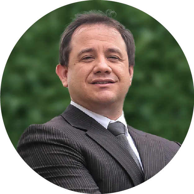 Silva Alarco, Luciano