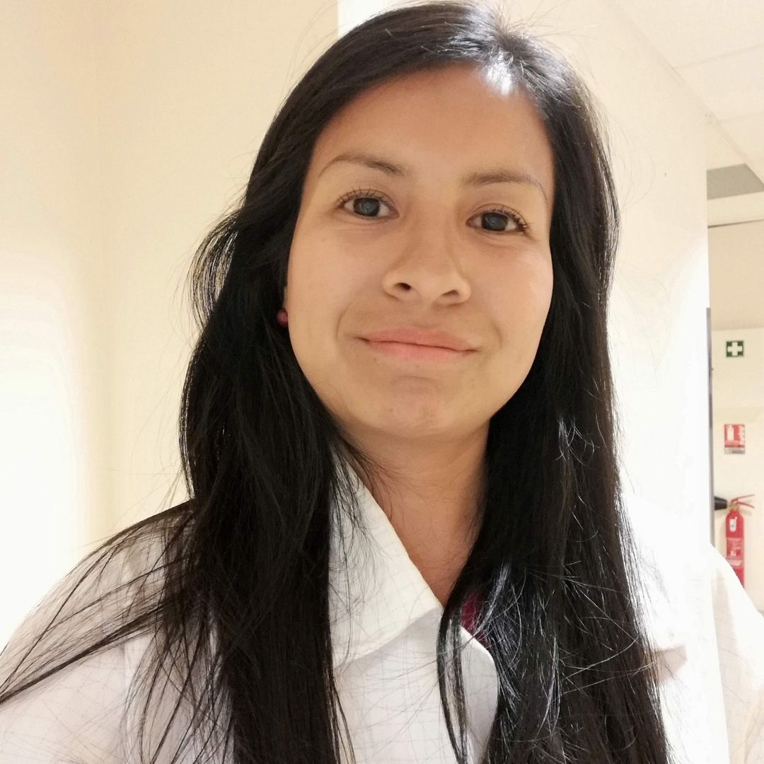 Doctorada en la PUCP inicia trabajo pos doctoral en Polonia