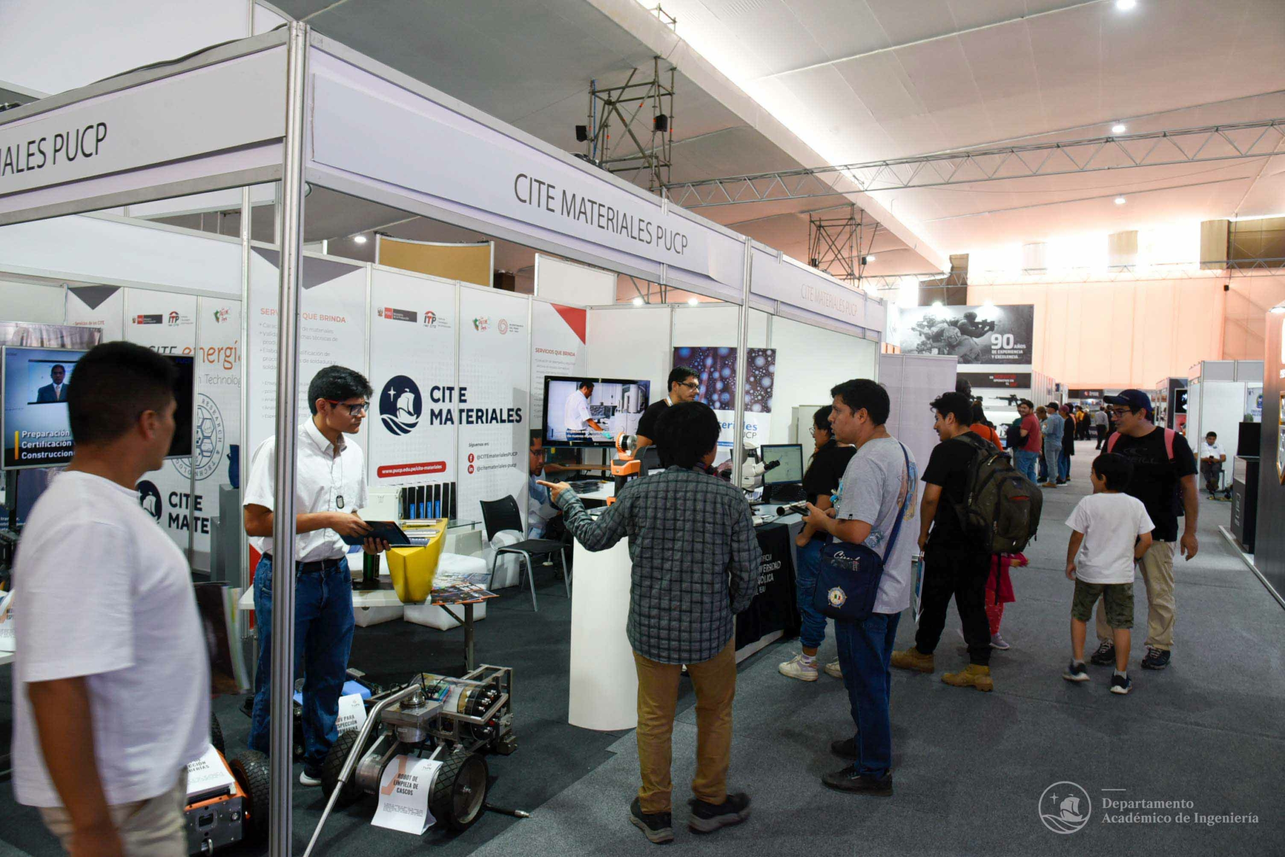 CITE Materiales PUCP presente en el SITDEF Perú 2023