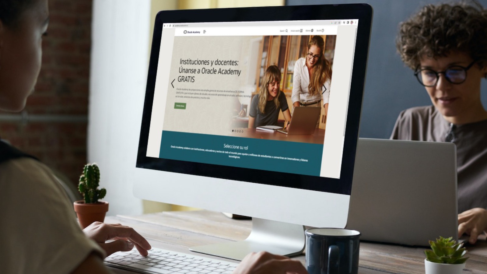 Lanzamiento de la Academia Oracle en la PUCP