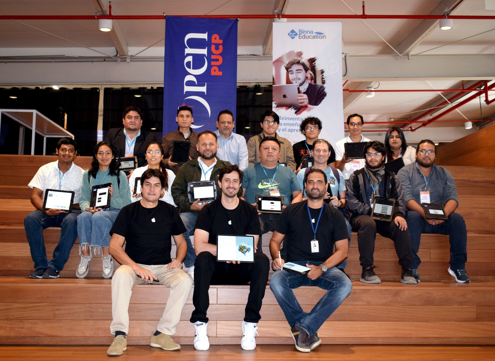 Exitoso workshop de programación con Apple para docentes de Ingeniería PUCP