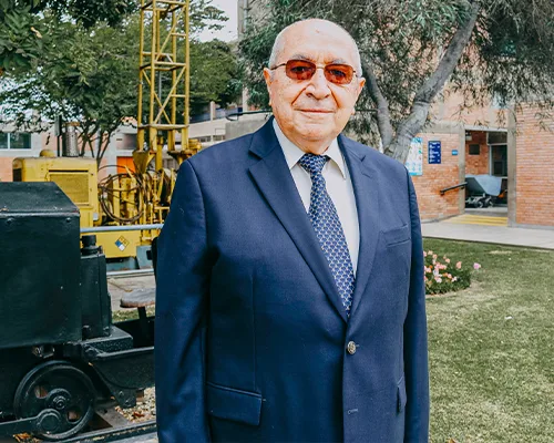 LUIS GUZMÁN BARRÓN